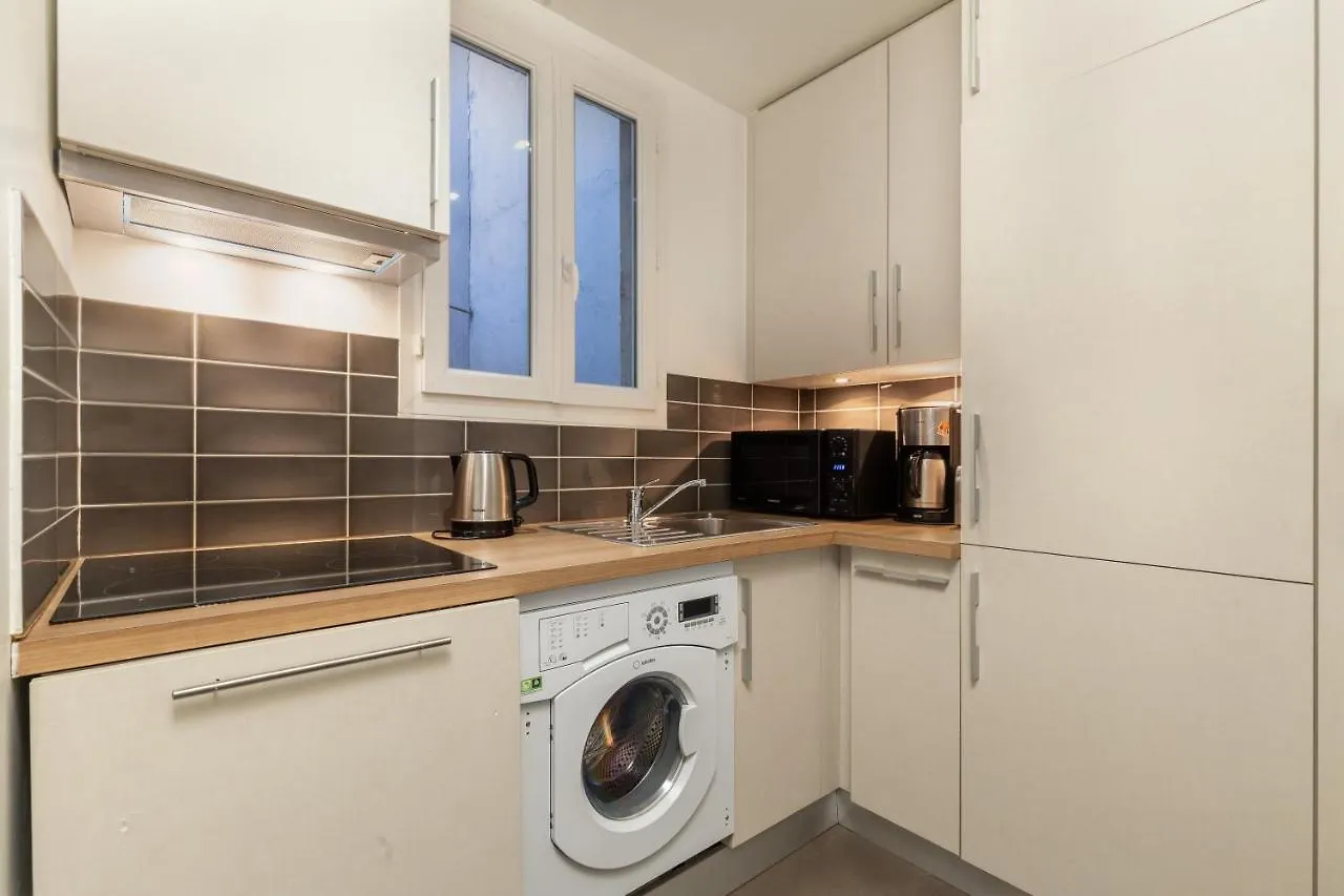 Apartman Avenue Montaigne 2 Champs Elysees